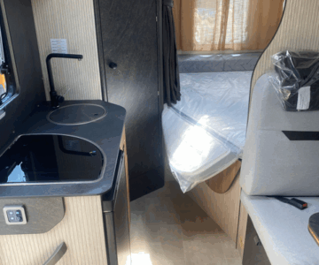 SARUS 12+_cuisine et lit arrière