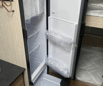 SARUS 9_Frigo